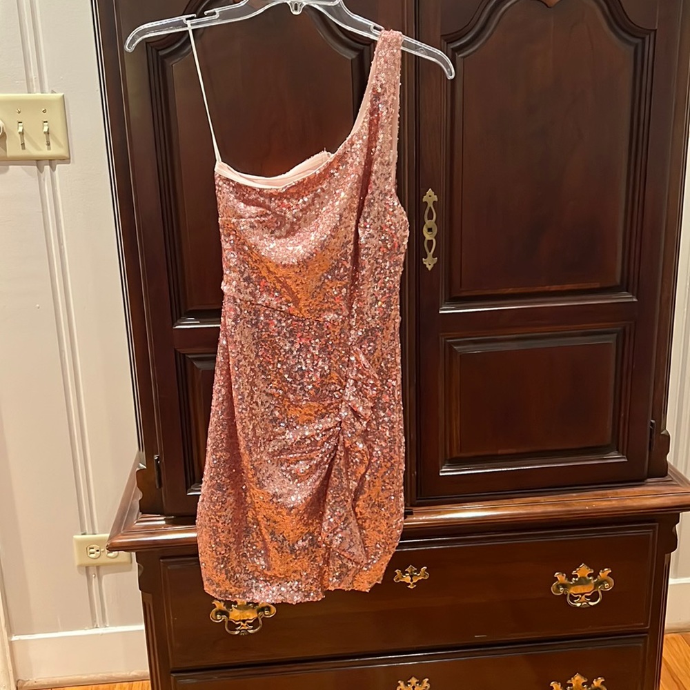 Hello Molly XS pink sequin mini dress
